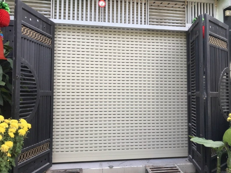 Cài đặt sai hoặc lỗi phần mềm điều khiển cửa