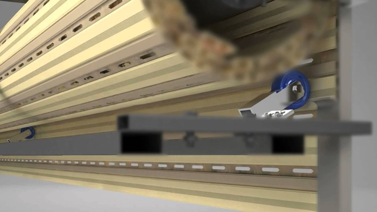 Đối với cửa cuốn tấm liền