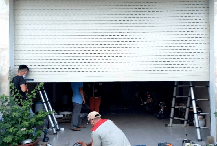 Đối với cửa cuốn Đức và cửa cuốn Đài Loan