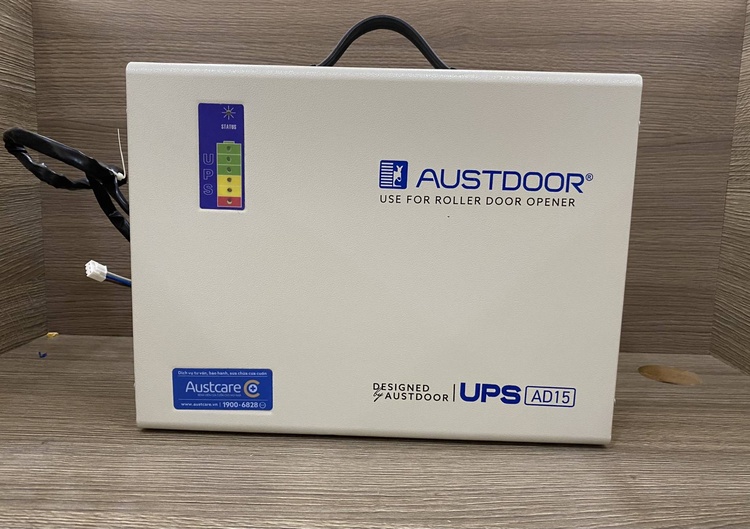 Giải pháp phòng trường cửa cuốn bị mất điện