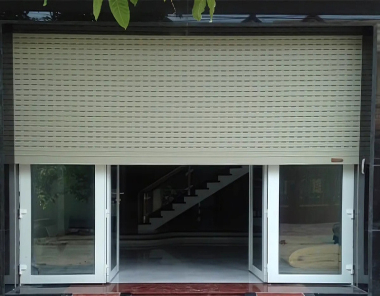cửa cuốn bị kêu và cách khắc phục ngay tại nhà