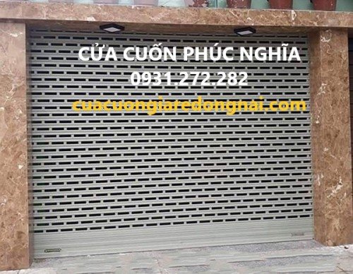 cửa cuốn khe thoáng màu ghi sần