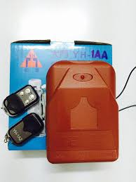 Một số mẫu hộp điều khiển cuốn
