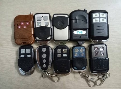 các mẫu remote cửa cuốn 
