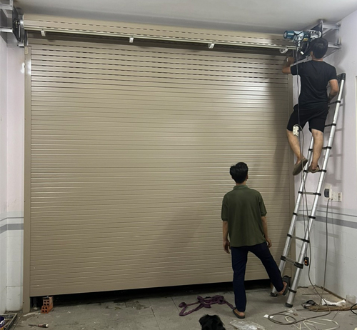 lắp đặt cửa cuốn Đức